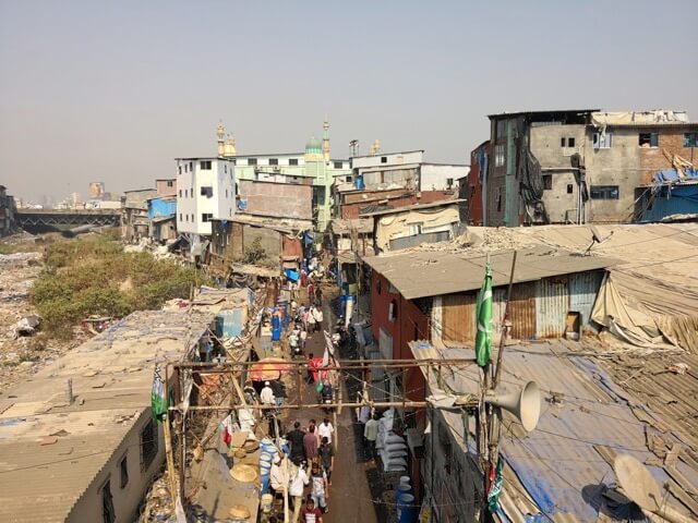 ムンバイのスラム街ダラヴィ(Dharavi)地区